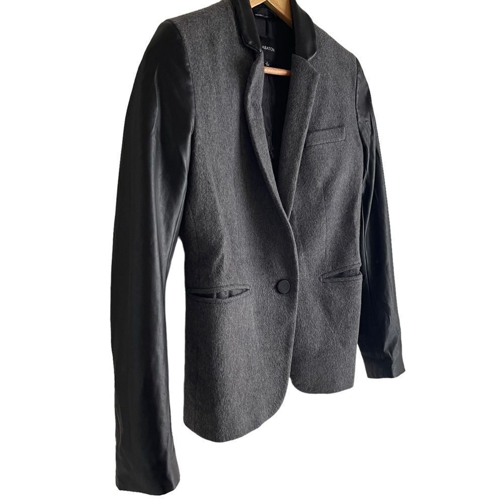 Babaton Charcoal Grey Wool Blazer with Black Faux Leather Sleeves Size 0 - Picture 2 of 8